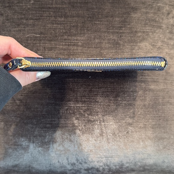 Midnight Blue Sparkly Kate Spade Wristlet - Picture 3 of 8